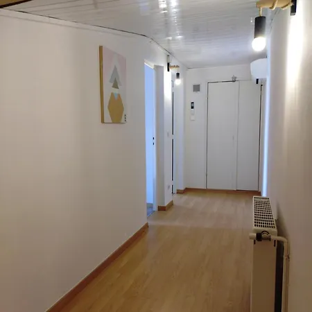 La Maison De L'ormeau 度假居 *