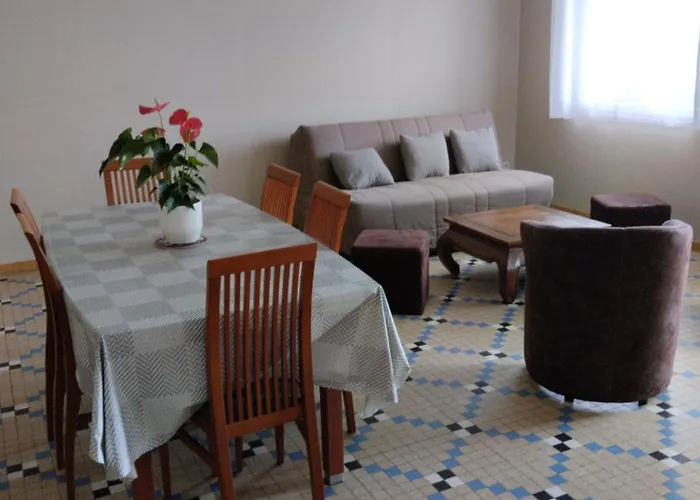 La Maison De L'ormeau