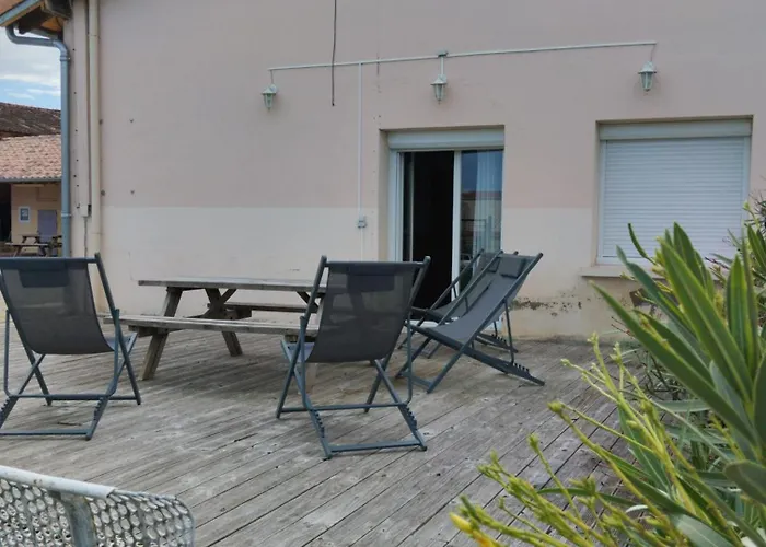 La Maison De L'ormeau Hébergement de vacances