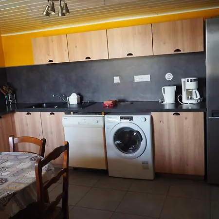 La Maison De L'ormeau בית נופש